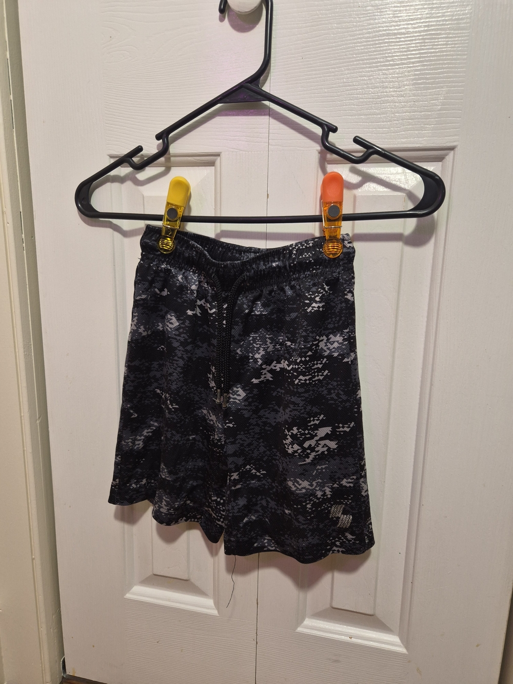Place Sport Black & Gray Printed Athletic Shorts